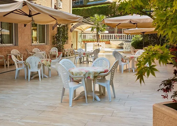 Hotell Plaza 3*
